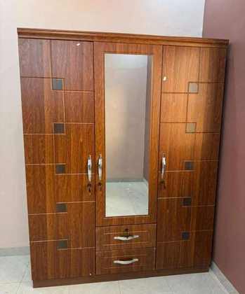 Armoire bois miroir central 3 portes
